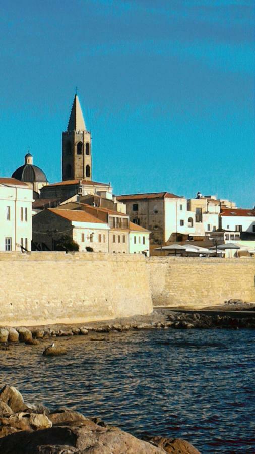 Sa Mama E Su Sole Appartement Alghero Buitenkant foto